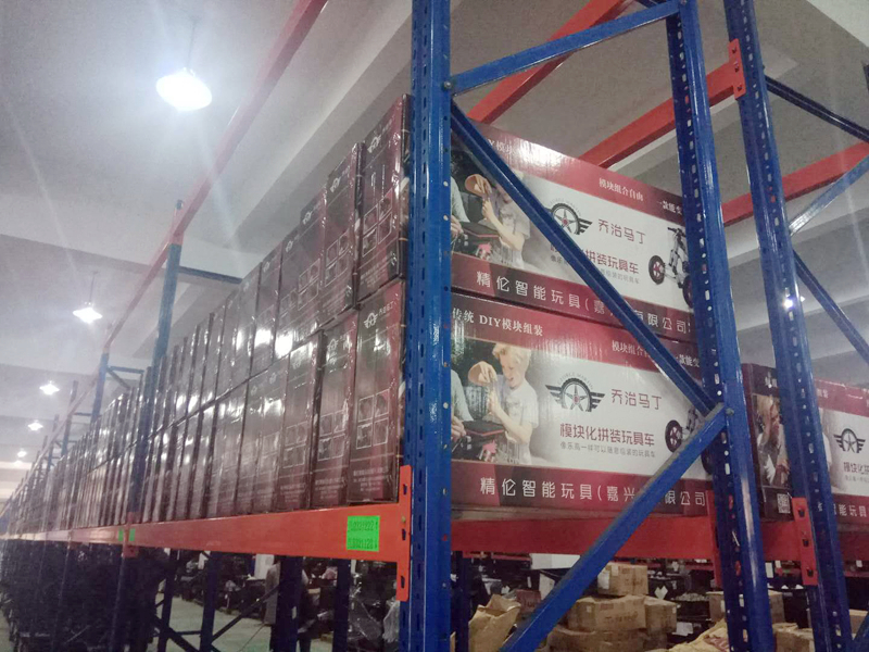 喬治馬丁電動車