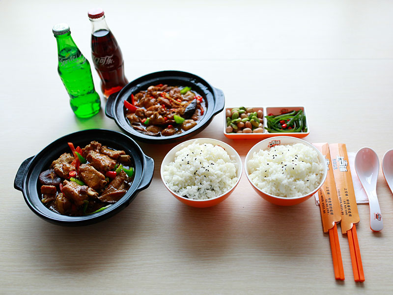 上吉鋪黃燜雞米飯