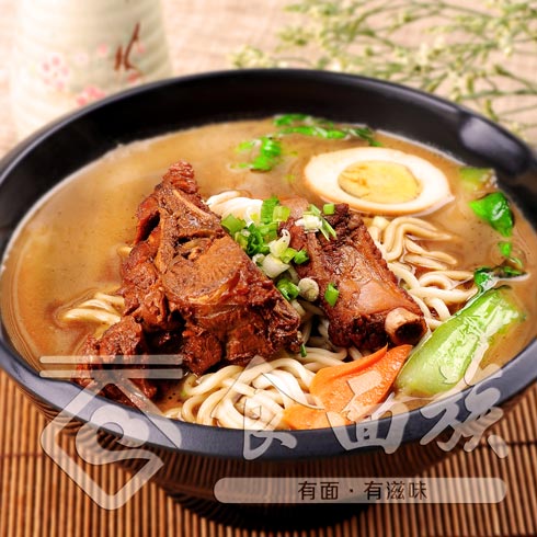 食面族經典排骨面