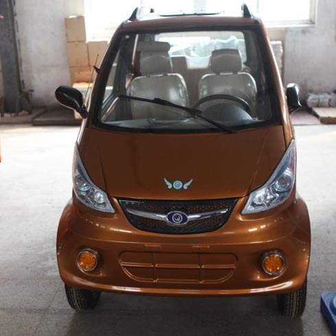 啟晨四輪電動車產品-全封閉四輪電動車