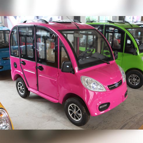 啟晨四輪電動車產品-全封閉四輪電動車粉紅款