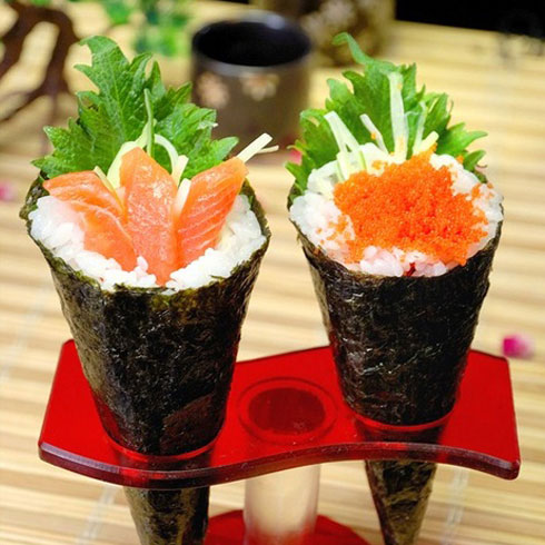 正衛壽司店產品-三文魚刺身手卷壽司