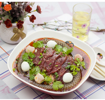 我們的小伙伴冒菜產品-香辣牛肉冒菜