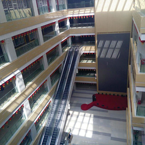 九龍港廣場室內