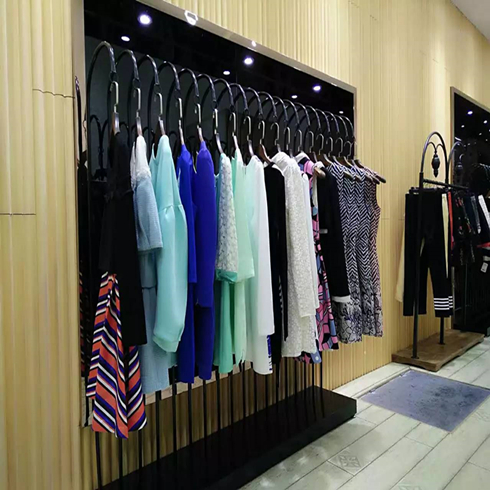 東方宏基品牌服飾產品
