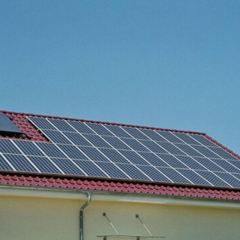SCC太陽能光伏發電-屋頂太陽能板