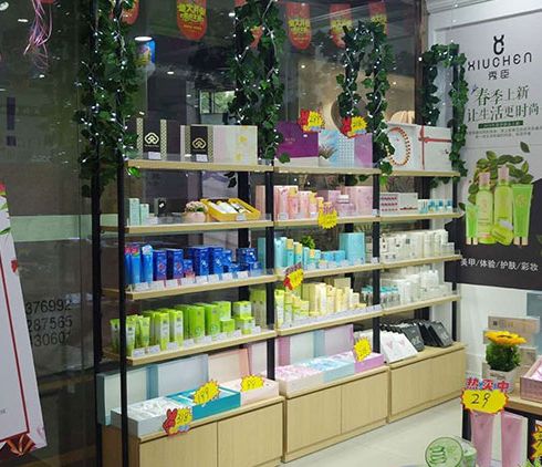 秀臣-店內一角